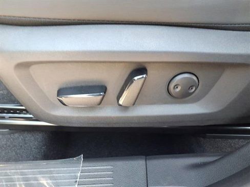 New 2026 Nissan Rogue SV w/ SV Premium Package image 34