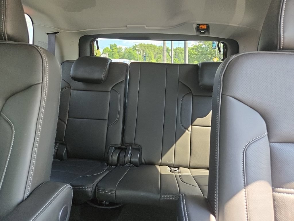 Used 2017 GMC Yukon Denali w/ Open Road Package AWD/4WD image 14
