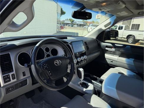 Used 2008 Toyota Tundra Limited AWD/4WD image 13