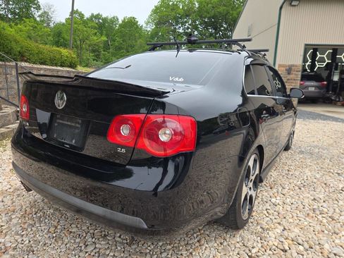 Used 2007 Volkswagen Jetta Wolfsburg Edition FWD image 8