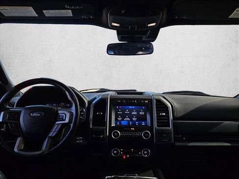 Used 2021 Ford Expedition XLT image 21