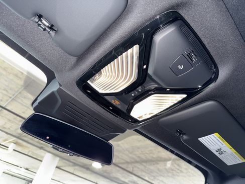 New 2026 BMW X5 xDrive40i w/ M Sport Package image 22