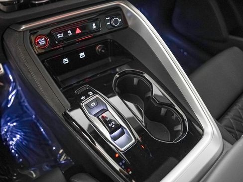 New 2025 Audi SQ5 Premium Plus image 18