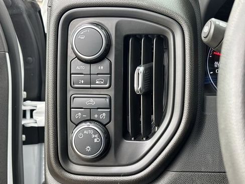 Used 2023 Chevrolet Silverado 1500 W/T w/ WT Value Package AWD/4WD image 19