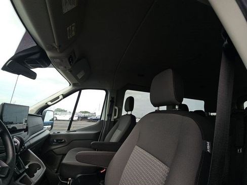 Used 2022 Ford Transit 350 XLT RWD image 13