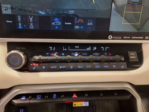 Certified 2024 Toyota Sequoia Capstone image 15