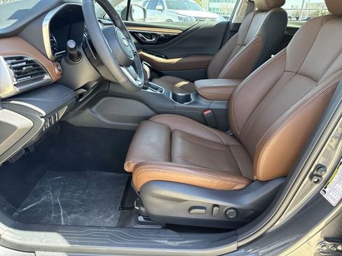 Used 2025 Subaru Outback Touring image 18