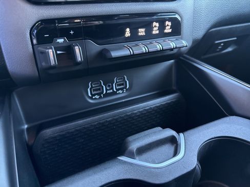 Used 2020 RAM 1500 Sport w/ Level 2 Equipment Goup w/2_L image 24