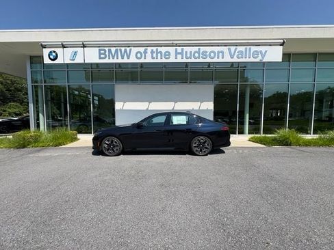 New 2027 BMW 530i xDrive w/ M Sport Package AWD/4WD image 1