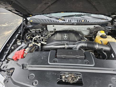 Used 2017 Lincoln Navigator L Reserve image 10