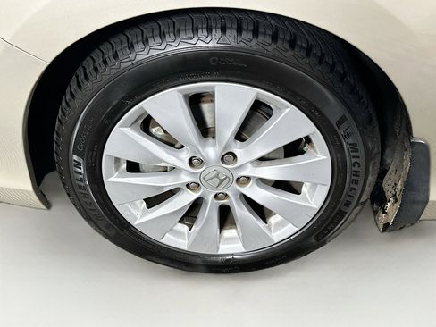 Used 2013 Honda Accord EX-L image 11