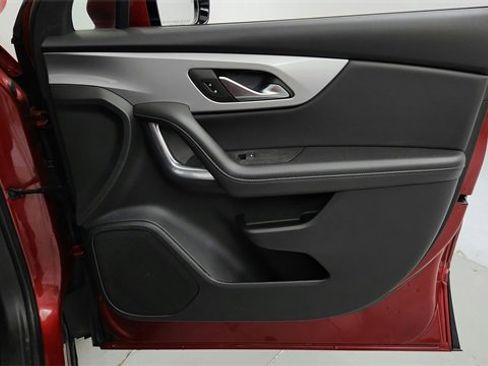 Used 2022 Chevrolet Blazer LT image 23