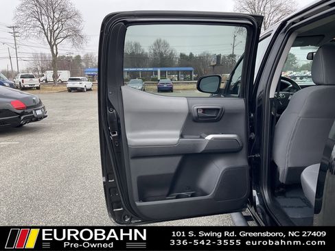 Used 2021 Toyota Tacoma SR5 image 11