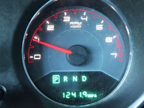 Used 2014 Dodge Avenger SE image 20