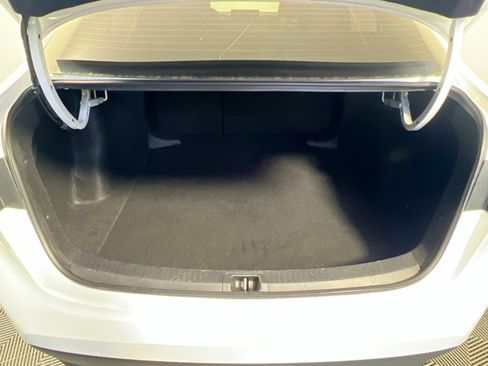 Used 2025 Toyota Corolla LE FWD image 34
