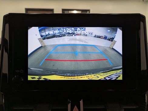 Used 2024 Toyota Corolla LE image 12