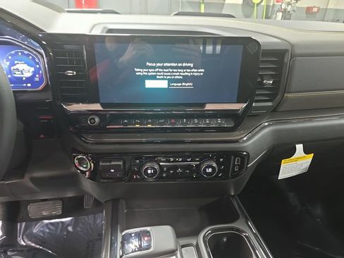 New 2026 Chevrolet Silverado 1500 ZR2 AWD/4WD image 20