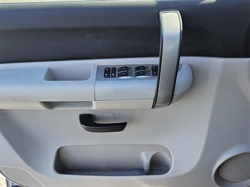 Used 2008 Chevrolet Silverado 2500 LT w/ 2LT Convenience Package image 30