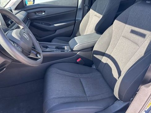 Used 2024 Honda Accord EX image 11
