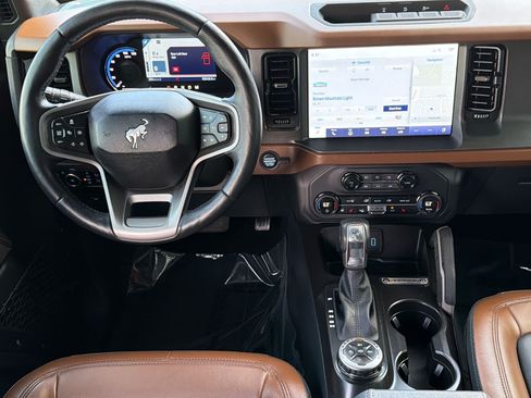 Used 2024 Ford Bronco Outer Banks AWD/4WD image 27