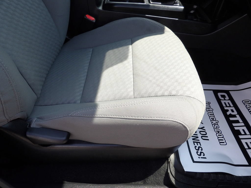 Used 2020 Toyota Tacoma SR RWD image 37