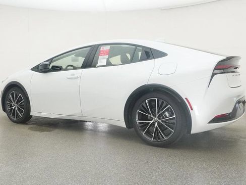 New 2025 Toyota Prius XLE image 12