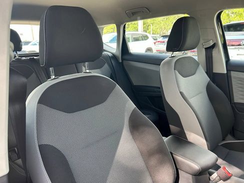 Certified 2023 Volkswagen Taos S FWD image 43