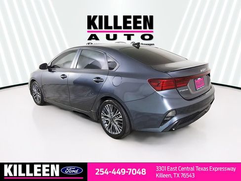 Used 2023 Kia Forte GT-Line w/ GT-Line Premium Package FWD image 7