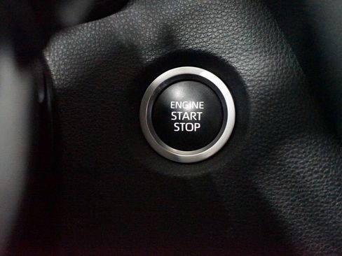 Certified 2023 Toyota Corolla SE image 20