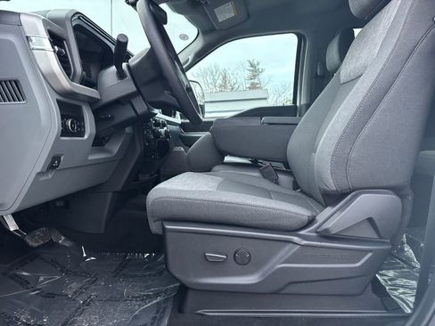 New 2026 Ford F250 XLT w/ XLT Premium Package image 24