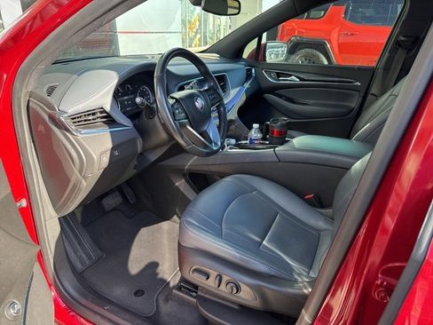 Used 2024 Buick Enclave Essence w/ Experience Buick Package image 5