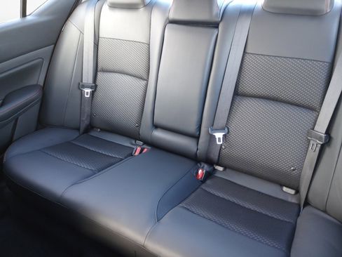 New 2025 Nissan Altima 2.5 SR image 11