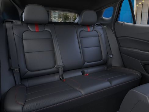 New 2026 Chevrolet Trax RS w/ Driver Confidence Package FWD image 17