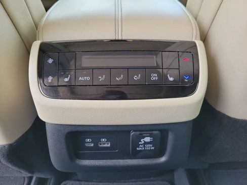 Used 2025 INFINITI QX60 Sensory w/ Cargo Package AWD/4WD image 16
