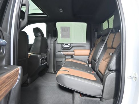 Used 2021 Chevrolet Silverado 3500 High Country w/ Snow Plow Prep/Camper Package AWD/4WD image 18