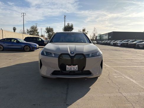 Used 2026 BMW iX xDrive45 image 8