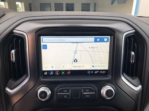 Used 2021 GMC Sierra 1500 AT4 w/ AT4 Premium Package image 22