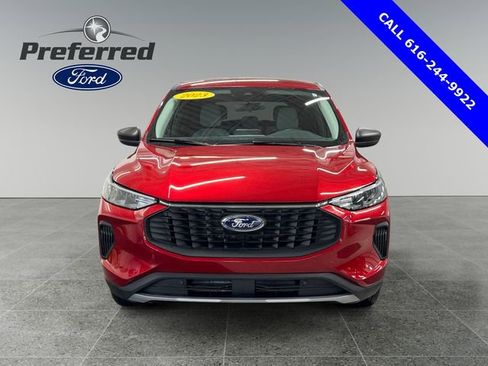 Used 2023 Ford Escape Active image 13