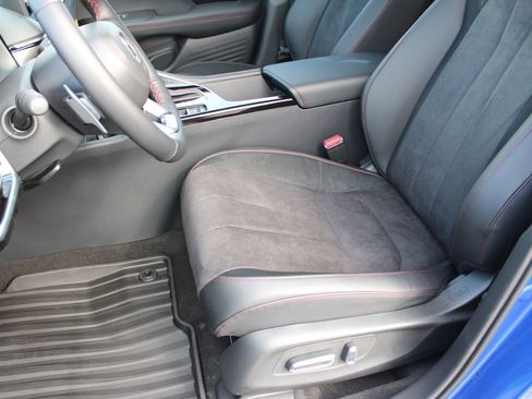 New 2025 Acura ADX A-Spec image 18