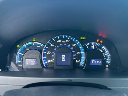 Used 2012 Toyota Camry XLE w/ Leather Pkg image 24