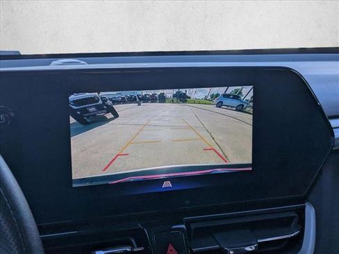 Used 2024 Chevrolet TrailBlazer LT image 11