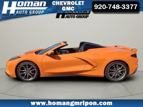 Used 2023 Chevrolet Corvette Stingray Premium Conv w/ Z51 Performance Package RWD image 4