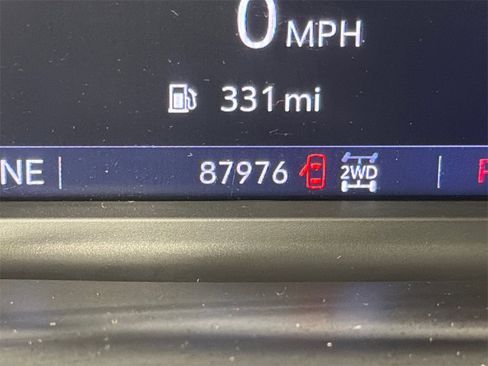 Used 2020 Chevrolet Silverado 1500 RST image 27