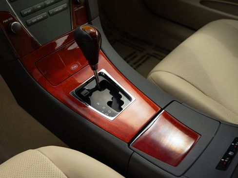 Used 2007 Lexus ES 350 w/ Premium Plus Pkg FWD image 18