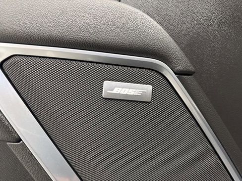 Used 2022 GMC Sierra 1500 SLT w/ SLT Premium Plus Package AWD/4WD image 10