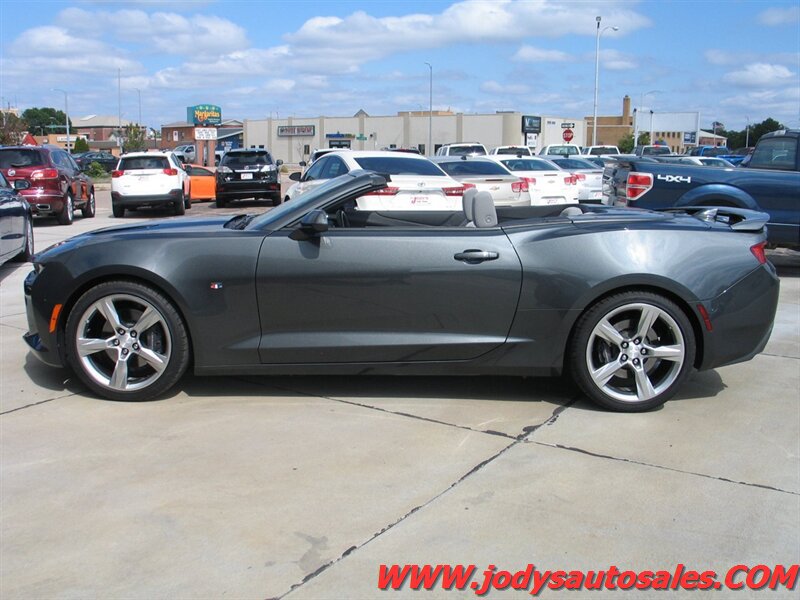 Used 2018 Chevrolet Camaro SS RWD image 33