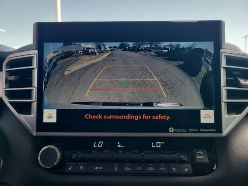 Used 2023 Toyota Tundra Limited w/ Power Package RWD image 21