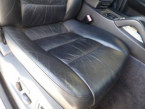 Used 2004 Porsche Cayenne Turbo image 24