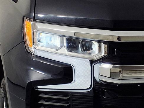 Used 2024 Chevrolet Silverado 1500 LT image 22