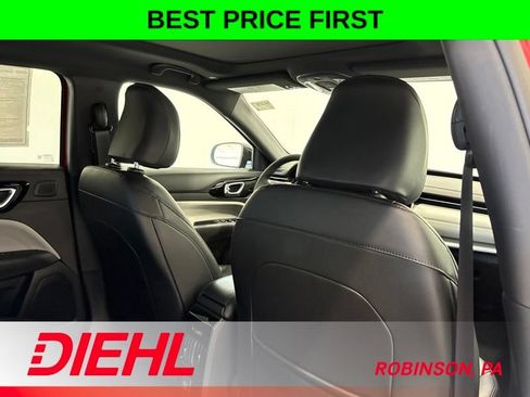 New 2026 Jeep Compass Limited w/ Sun, Sound & Navigation Group AWD/4WD image 13